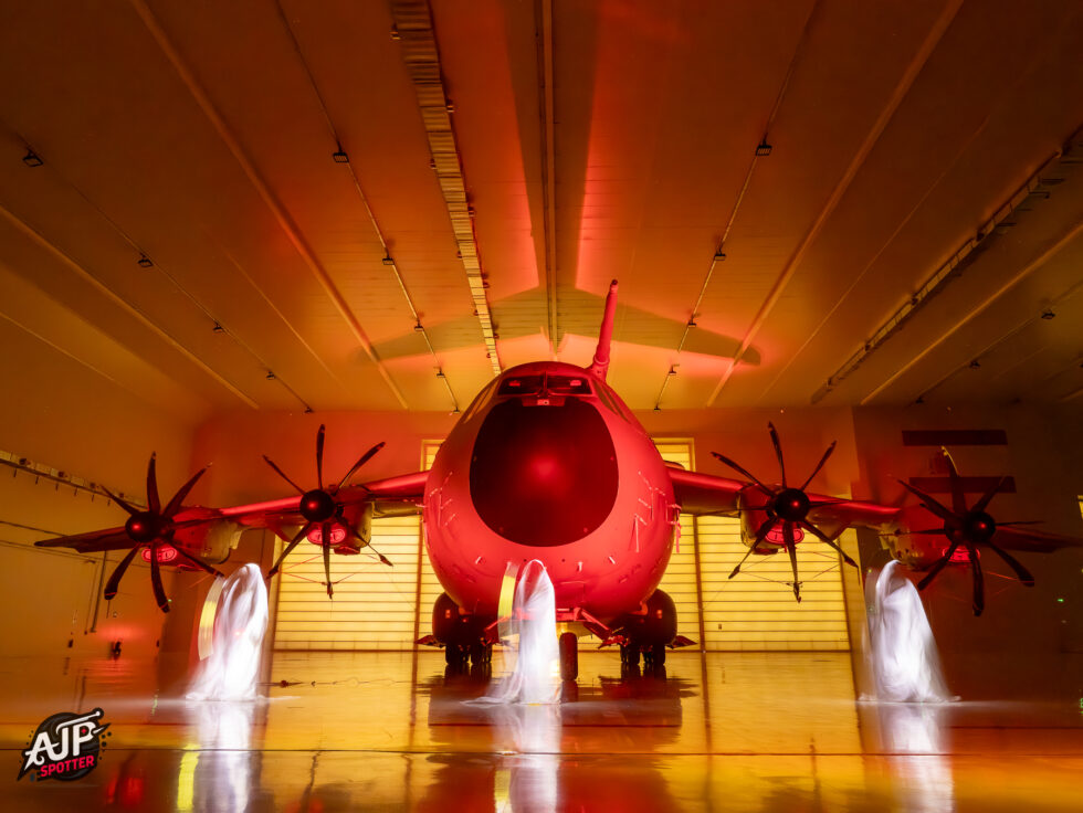 Taller de lightpainting durante la I Jornada de Fotografia Aeronáutica